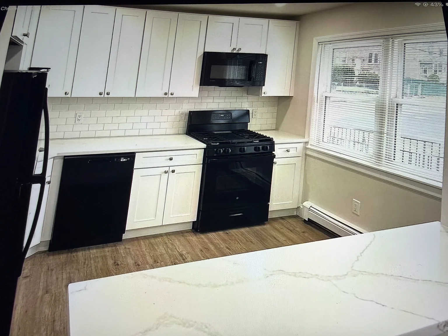 2 bed, 895 sqft, $2,800 — Photo 4