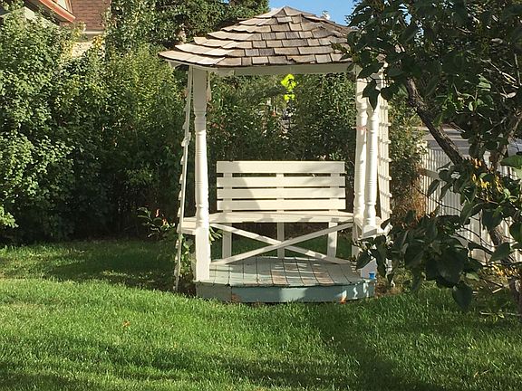 Gazebo in side yard