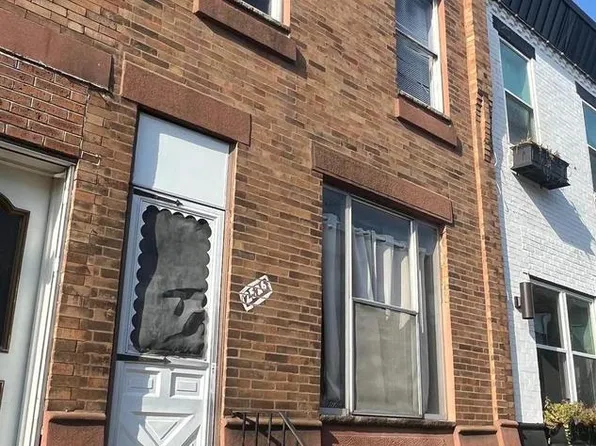 2526 S Juniper St, Philadelphia, PA 19148