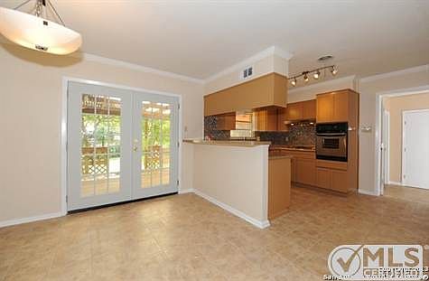 5th image of 210 Tammy Dr