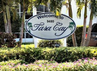 9480 Tara Cay Ct #6, Seminole, FL 33776