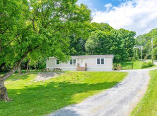 793 S Main St, Bradford, VT 05033