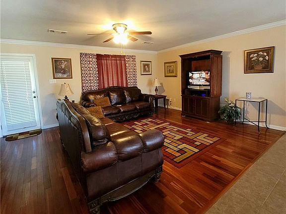 4th image of 26207 Millstone Dr