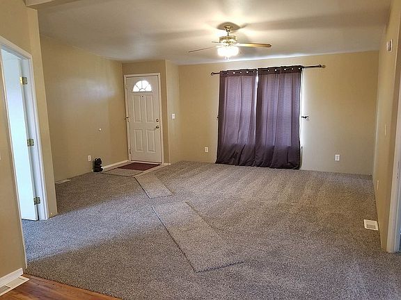 2nd image of 2511 Glen Briar Ln