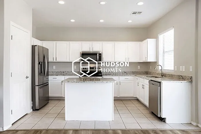 8984 W Bremen St — Photo 9