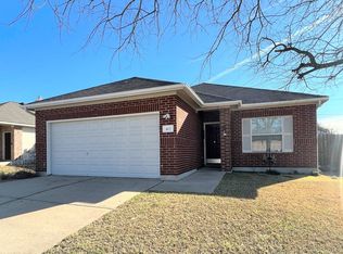 402 Wiley St, Hutto, TX 78634