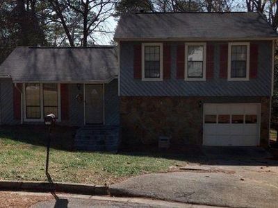 683 Wood Path Ct, Stone Mountain, GA, 30083