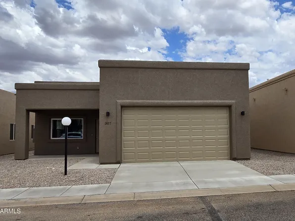 307 S Meadowood Lane, Sierra Vista, AZ 85635