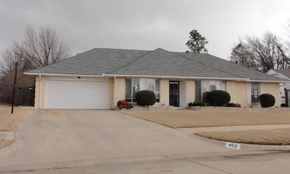 1st image of 453 SW 100th St