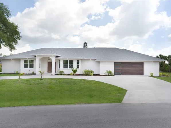 6188 Rosewood Dr, Englewood, FL 34224