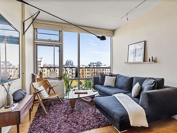 3rd image of 475 Sterling Pl APT 5E