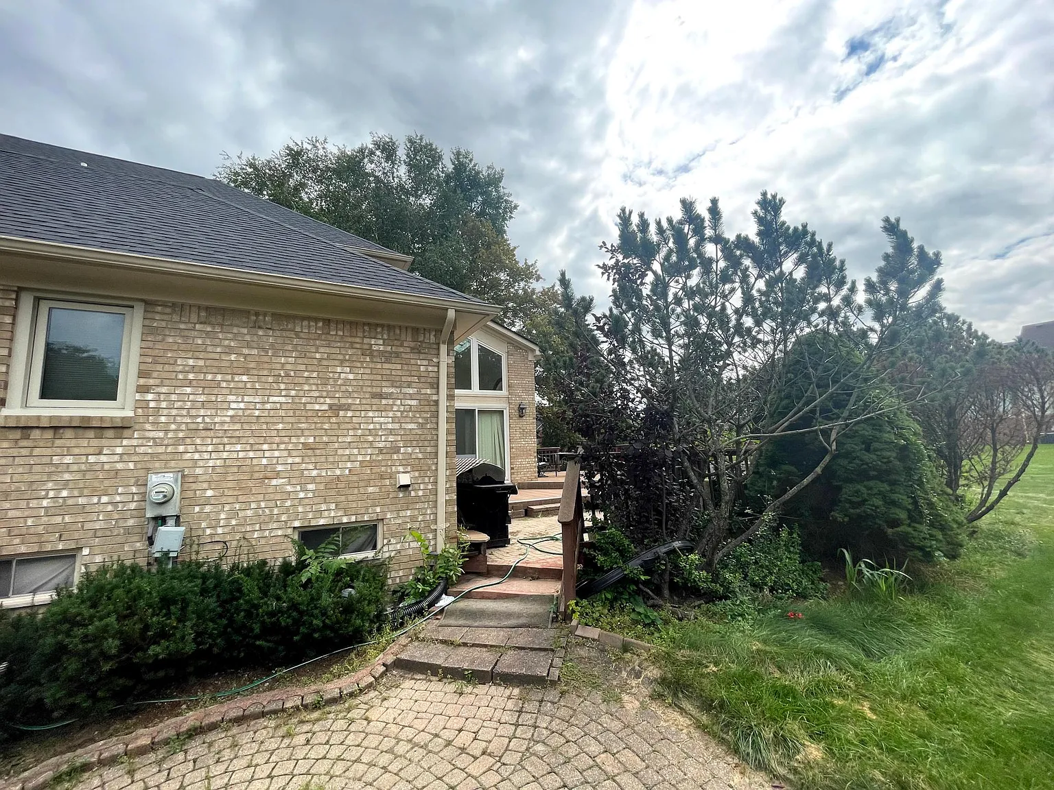 4 bed, 3.5 bath, 3200 sqft, $3,750 — Photo 4