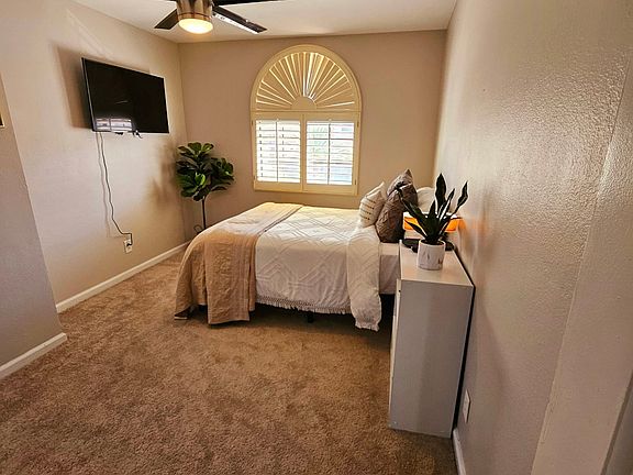 Photo of available Room with detached bathroom.