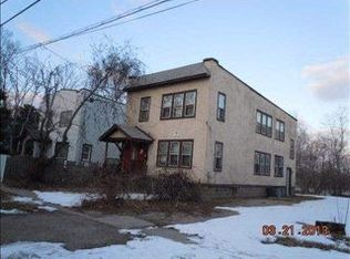 421 Underwood St, Rockford, IL 61101