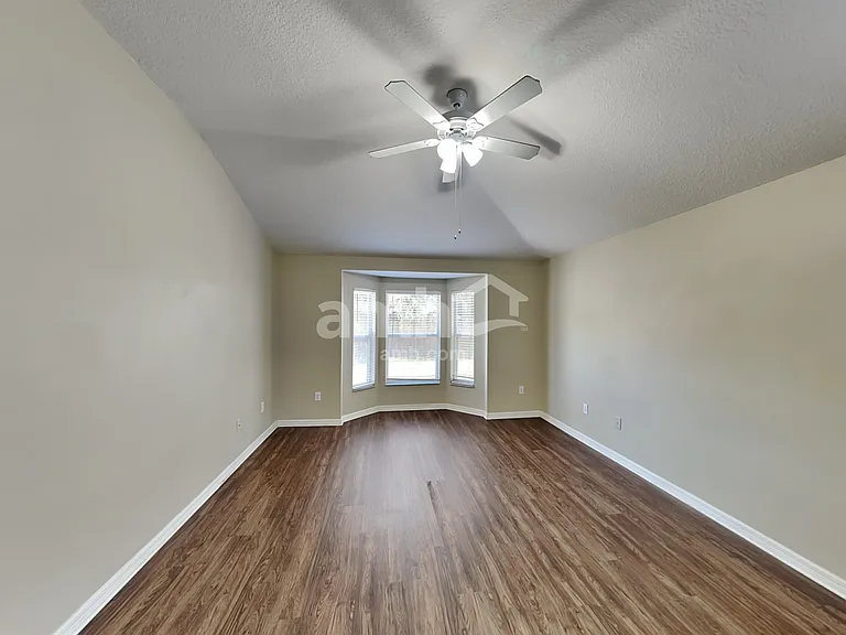 12828 Standbridge Dr — Photo 8