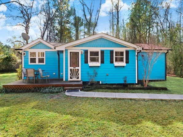 415 Barbour Rd, Smithfield, NC 27577