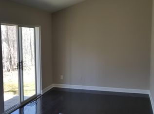 3456 Ashburnam Rd, Ann Arbor, MI 48105