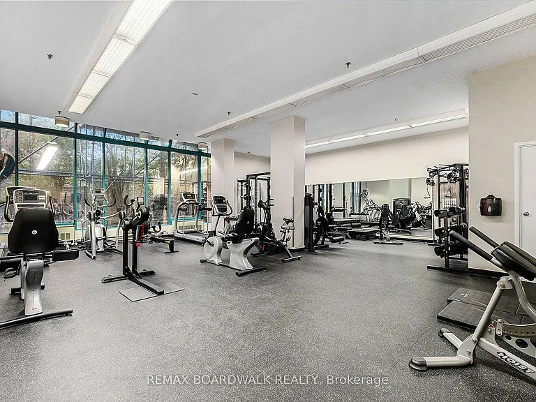 1025 Grenon Ave #210 — Photo 29