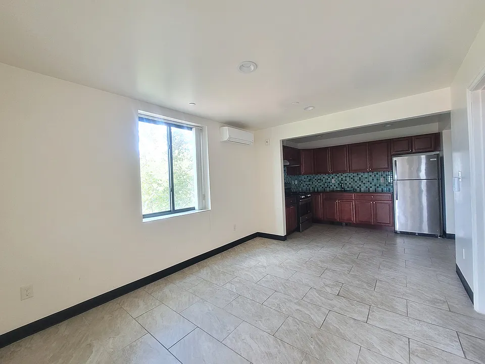 461 Winthrop St #4A