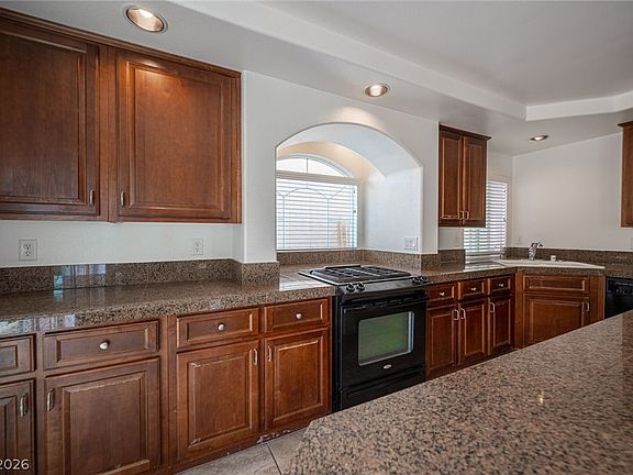 3rd image of 9920 Mills Reef Ct