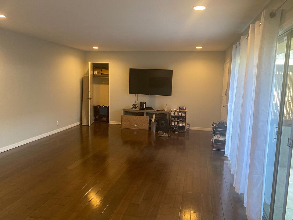 1st image of 14919 S Normandie Ave APT 14