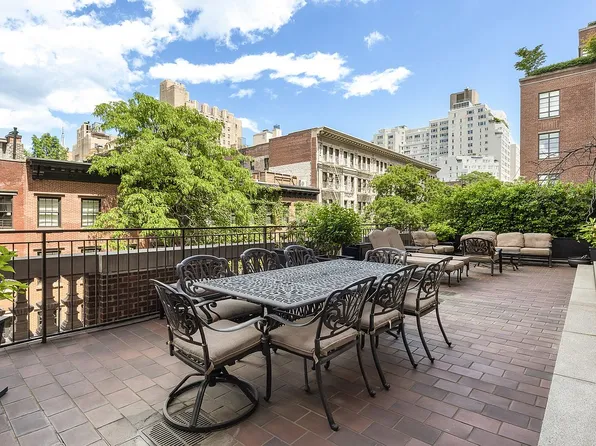 150 W 12th St APT 3W, New York, NY 10011