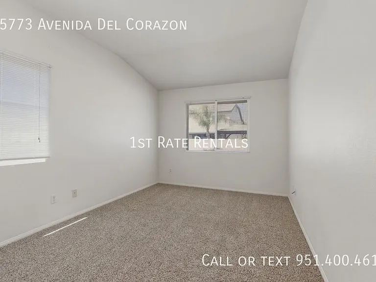 15773 Avenida Del Corazon — Photo 9