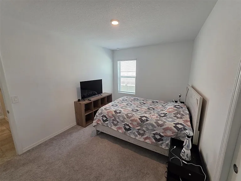 559 Wayland Dr — Photo 25
