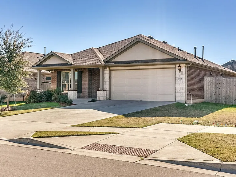 3401 Pauling Loop — Photo 2
