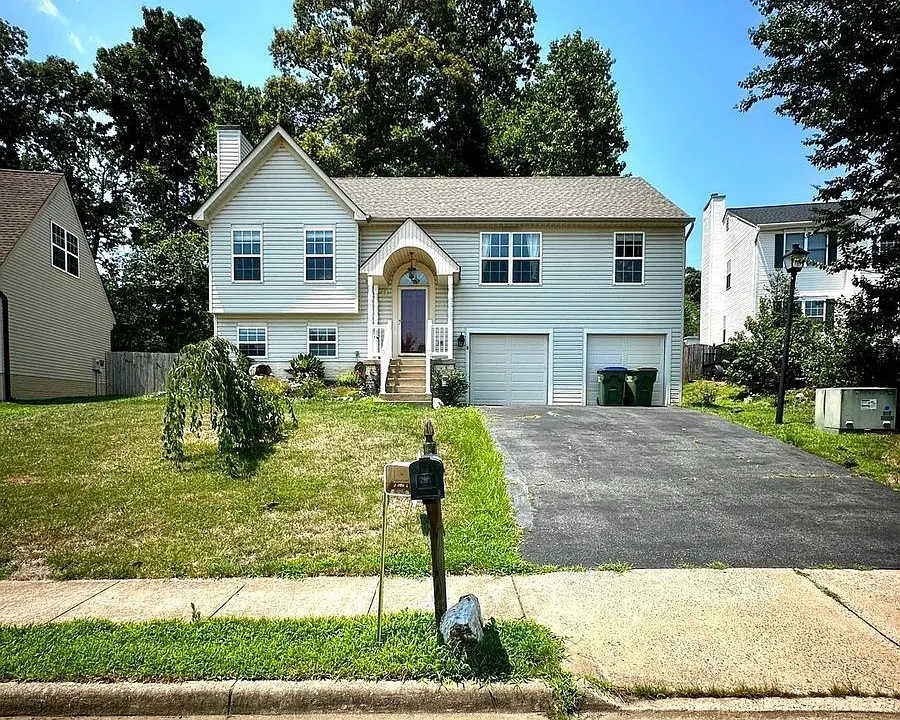 8 Scarborough Ct