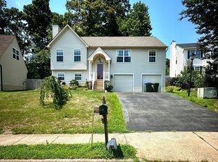 8 Scarborough Ct, Stafford, VA 22554
