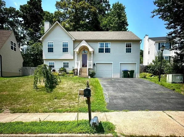 8 Scarborough Ct, Stafford, VA 22554