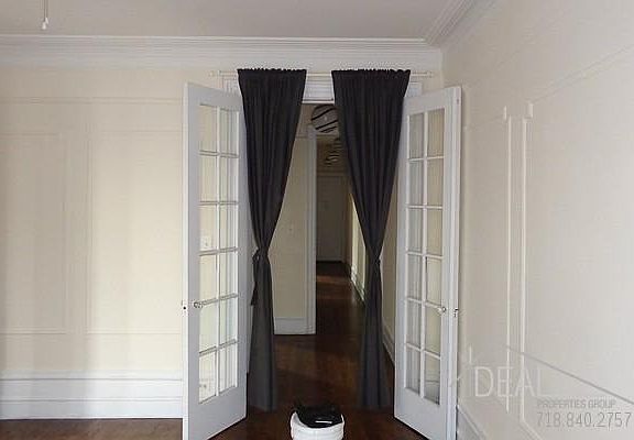 2nd image of 262 Cumberland St #16