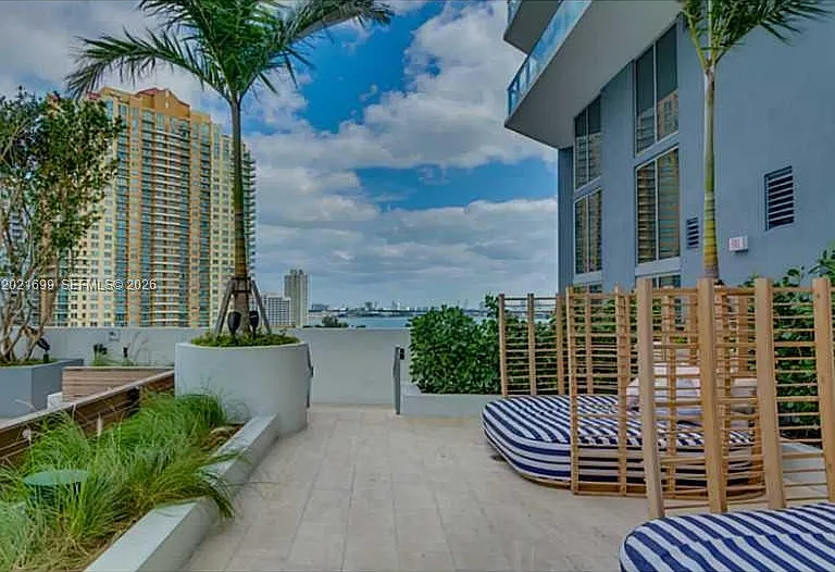 1300 Brickell Bay Dr #2900 — Photo 28
