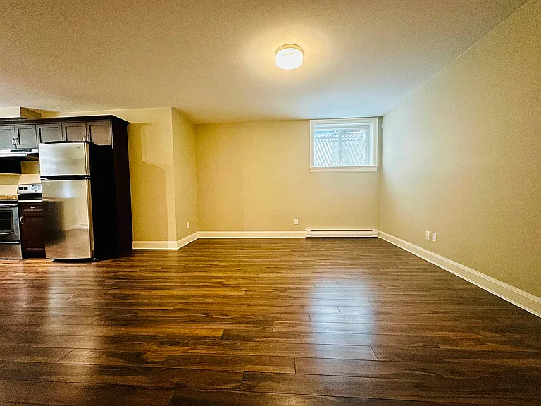 2895 Edgemont Blvd — Photo 5