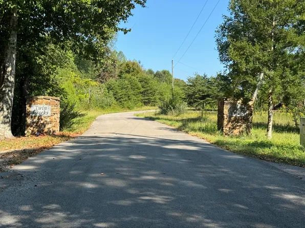 26 Twin Creek Est, Jamestown, KY 42629