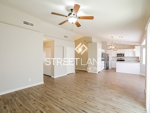 4th image of 8520 W Palm Ln Unit 1104