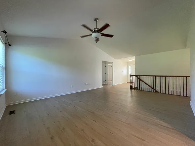 5526 Ashboro Dr — Photo 9