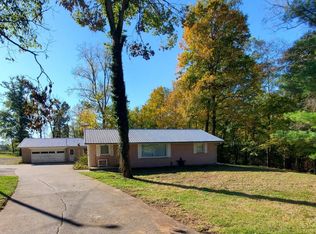 1284 Oxford Germantown Rd, Camden, OH 45311