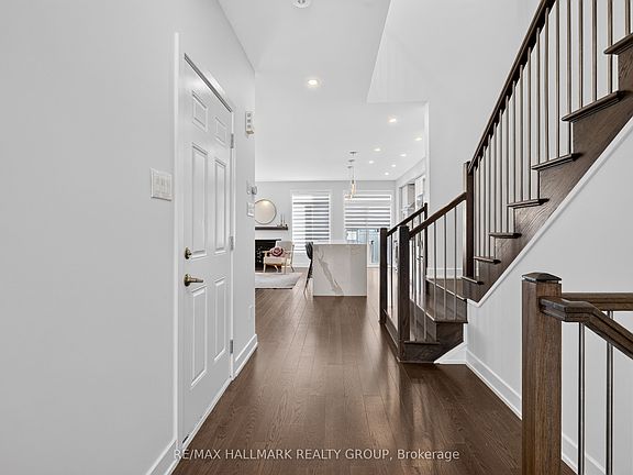 5th image of 1033 Hydrangea Ave