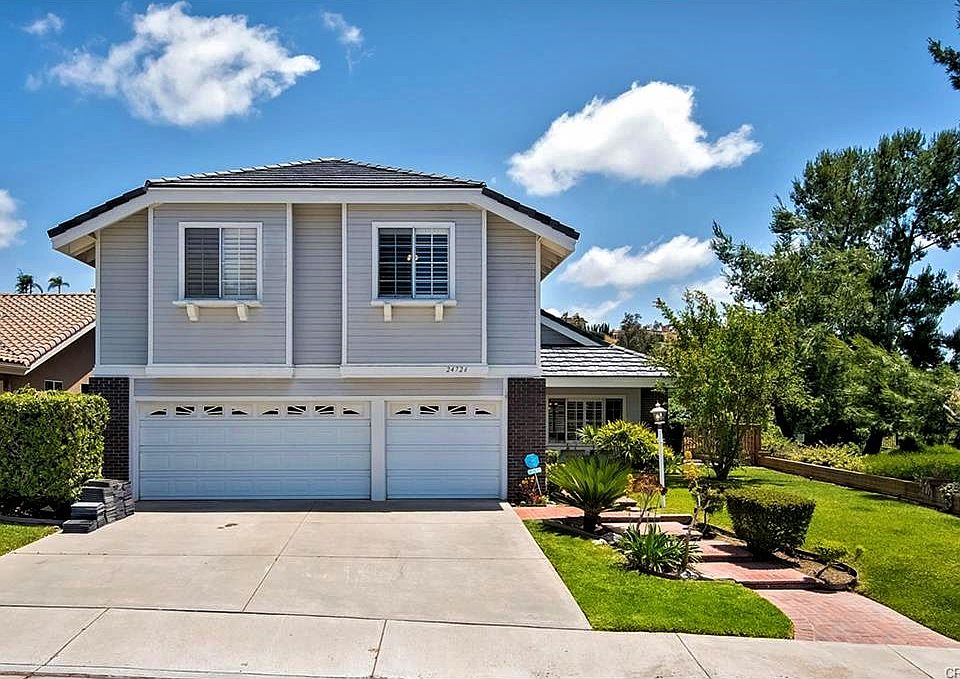 2nd image of 24726 Monte Royale St