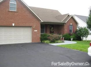 842 Isaac Shelby Cir E, Frankfort, KY 40601