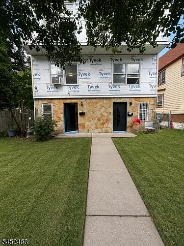 97 Linden Ave #A-C0001 Photo 1