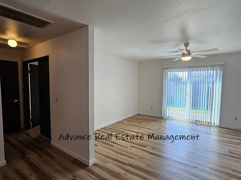 5 Eckert Ct — Photo 5