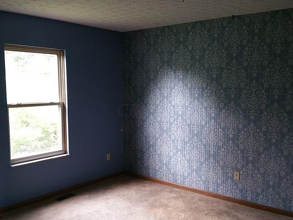 4th image of 1599 Coronet Dr