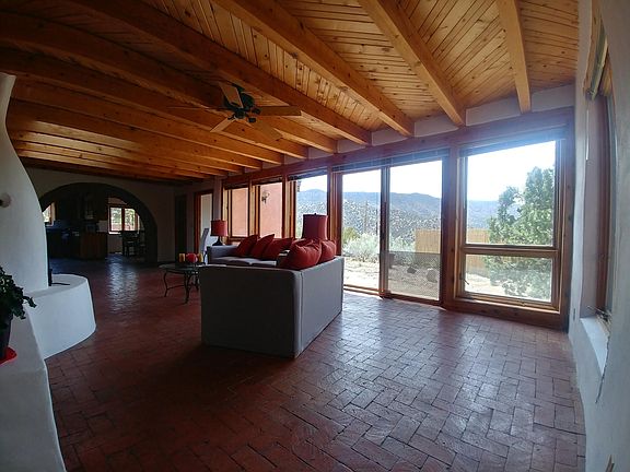 5th image of 19 Monticello Dr NE