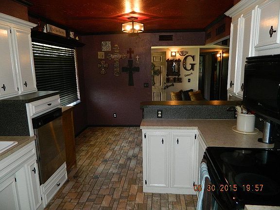 5th image of 411 W Mississippi St