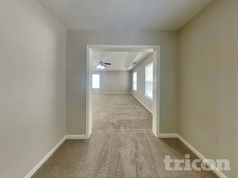 2120 Ballingarry Dr — Photo 17