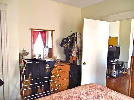 55 Queensberry St #10 — Photo 9