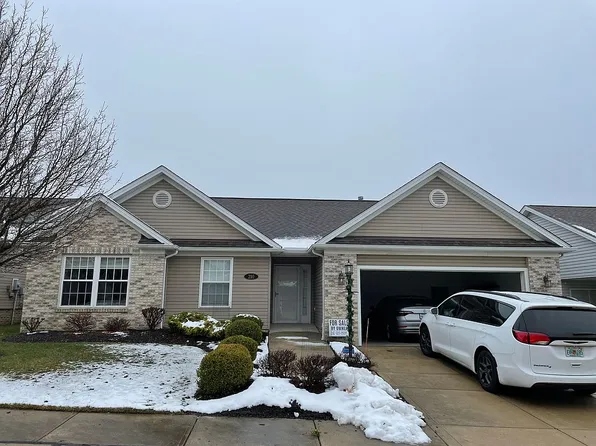 210 Falling Leaf Dr, Seven Hills, OH 44131